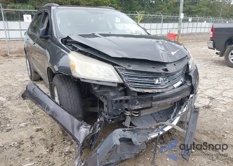 2014 Chevrolet Traverse Ls из США, поврежденный, VIN 1GNKRFED9EJ110177